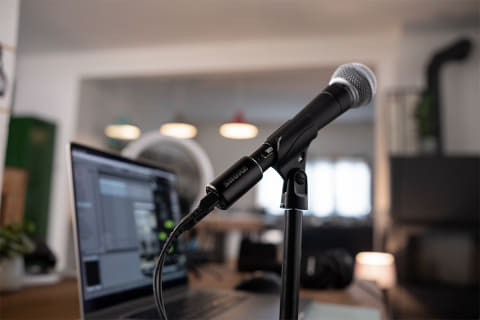 シュア、XLRマイクをUSB-C接続にする小型オーディオインターフェイス