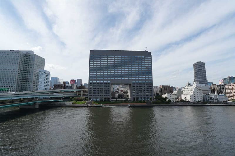 有機ELファインダーの輝度が向上しているので、屋外でも撮影しやすくなった