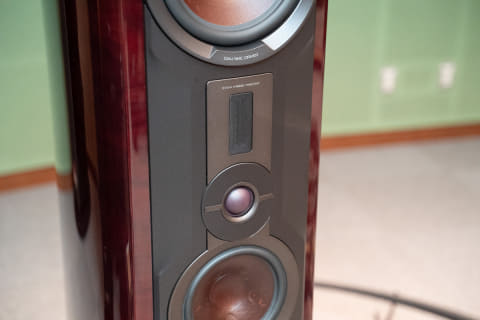 DALI、KOREの技術を多数投入した新フロア型スピーカー「EPIKORE 11