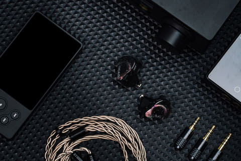 THIEAUDIO、高音域のバランスを整えた「Prestige LTD」 - AV Watch