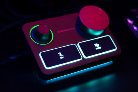 SteelSeries初の配信用コンデンサーマイク2機種。32970円から - AV Watch