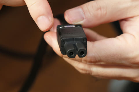 Apple TV 4Kは電源ケーブル交換で配信最強画質プレーヤーに! サエク