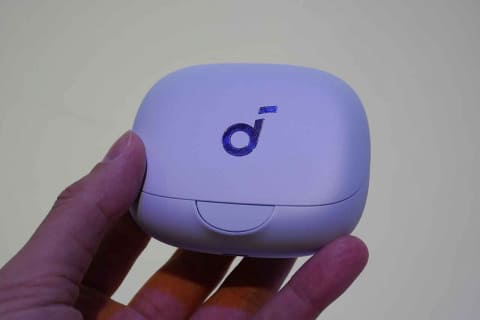 Ankerから耳をふさがないイヤフォン「AeroFit/AeroFit Pro」 - AV Watch