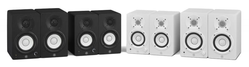 アクティブモニタースピーカー。大きいのが「HS4/HS4W」、小さいのが「HS3/HS3W」