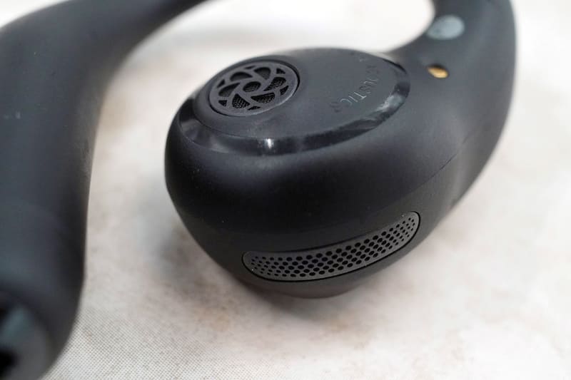 音の放出部は2箇所