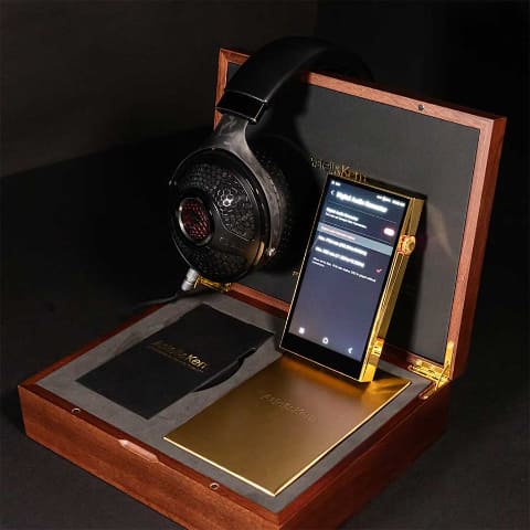 ポータブルプレーヤー A&ultima SP3000 Gold AK最上位DAPに純金メッキ限定モデル「A&ultima SP3000 Gold