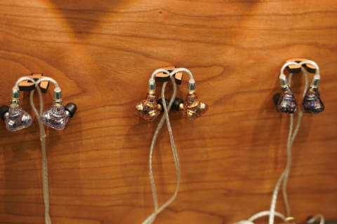 約80万円、24K純金メッキの輝くプレーヤーからSUPERIOR用“ゲーミング