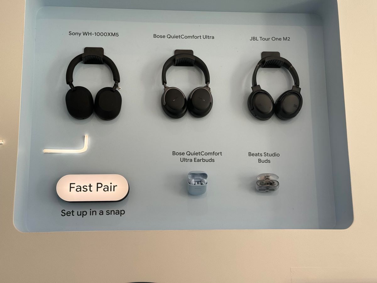 GoogleブースでのFast Pairデモ