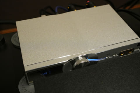 K*o様 【美品・完動品】ネットワークオーディオ　SFORZATO DST LA レビュー】Amazon Musicも激変、約13万円の小型ネットワークトランス