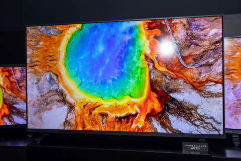 レグザ、24型4万円からのひとりじめスマートTV。ネット動画