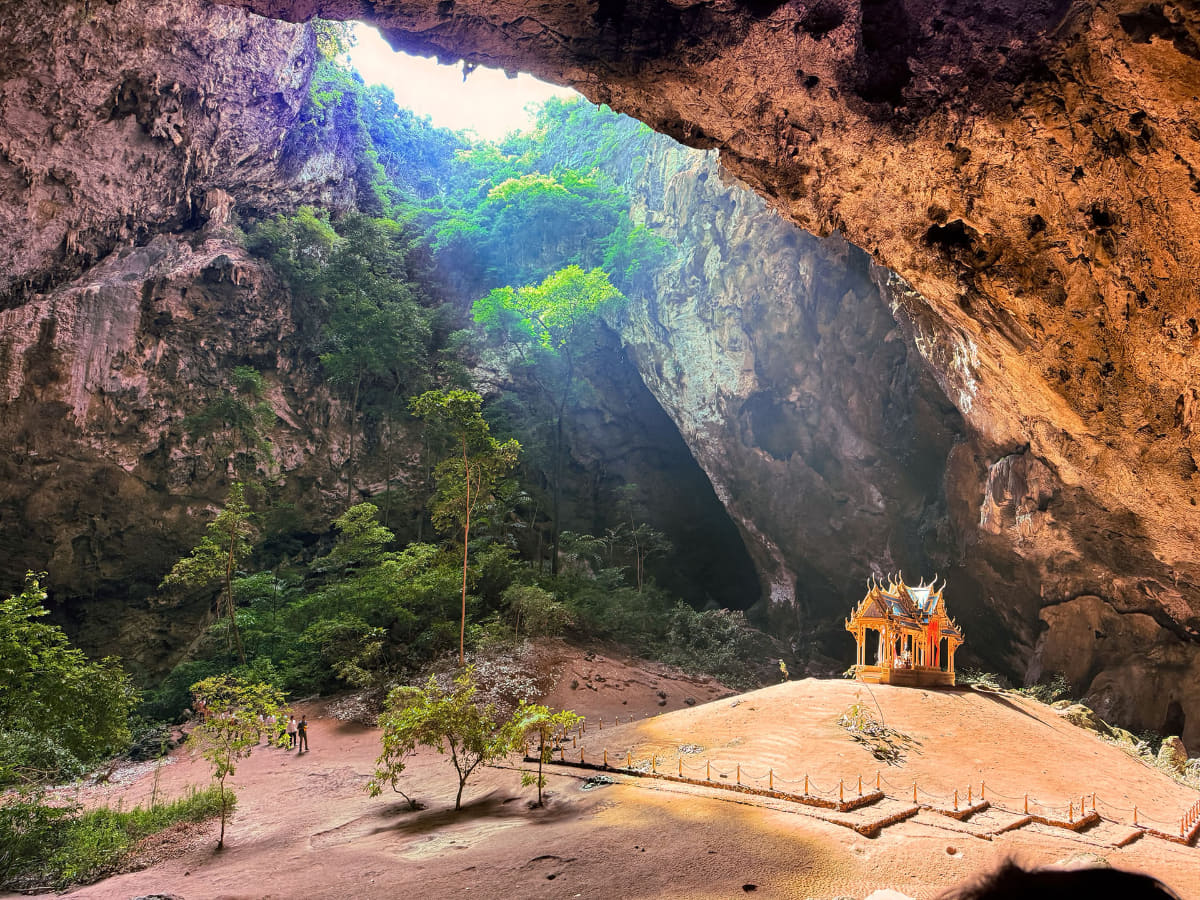 まるで単なる高解像度写真のようだが、目の前の様子を写しただけ。この解像度で迫力のある映像が見られる