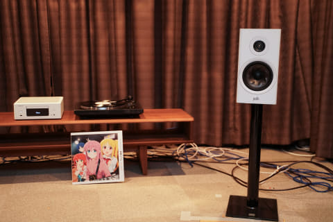 レコードが「美味しく聴けるスピーカー」を探せ! “学生でも買える”Polk