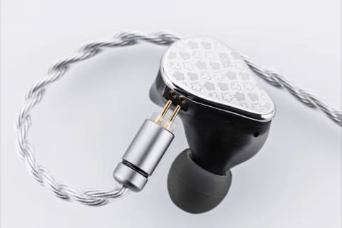 水月雨、新サファイアDD搭載USB-Cイヤフォン。約12300円 - AV Watch