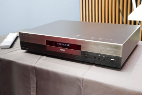 MAGNETARユニバーサルプレーヤー登場。「UDP900」約55万円、「UDP800