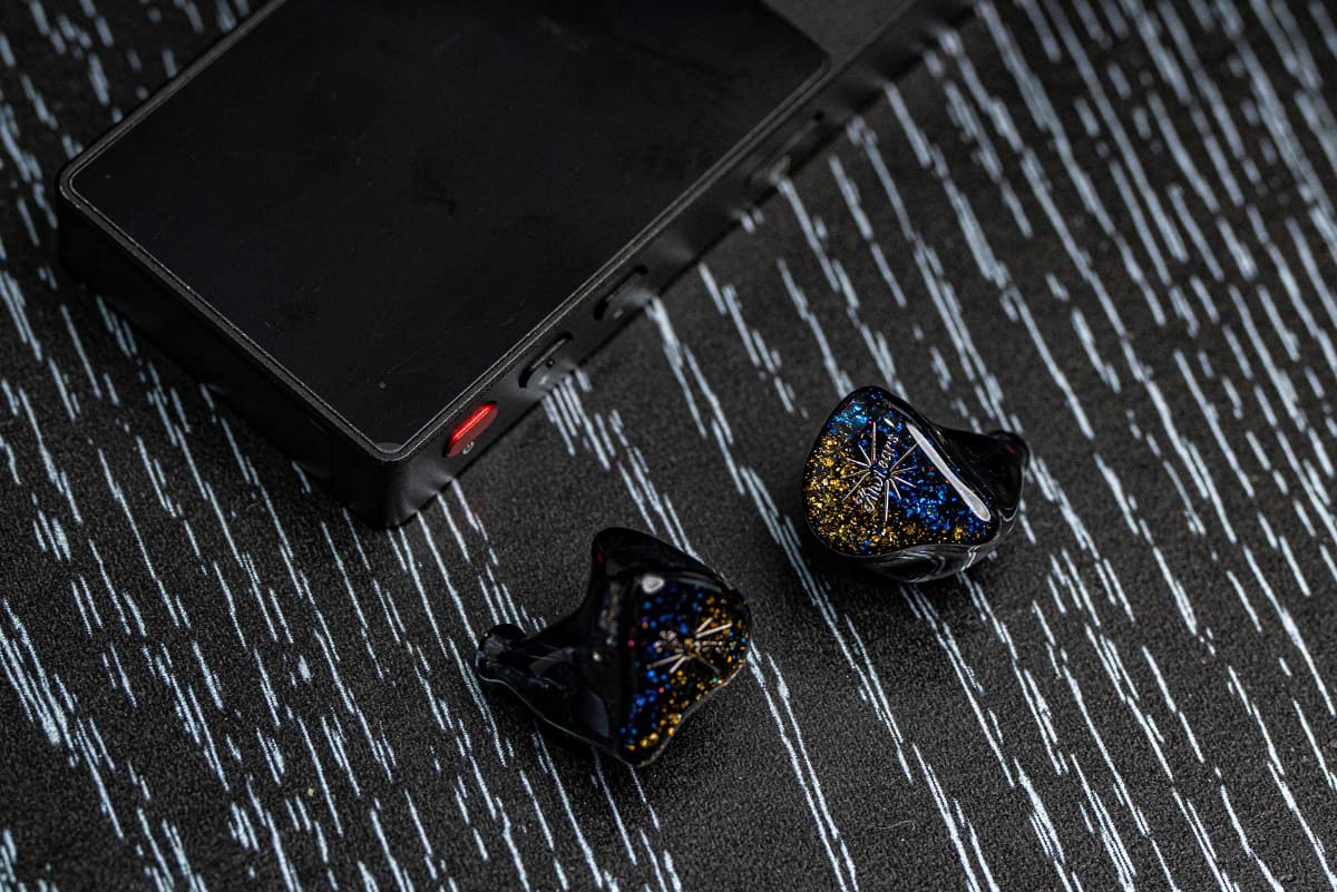 3月中旬以降発売となる「Forteza」(Black)