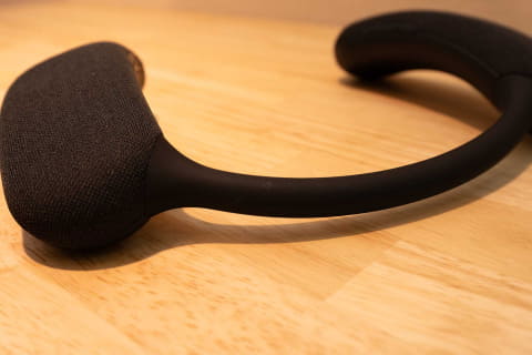 ソニー、映画向けに進化した肩掛けスピーカー「HT-AN7」 - AV Watch