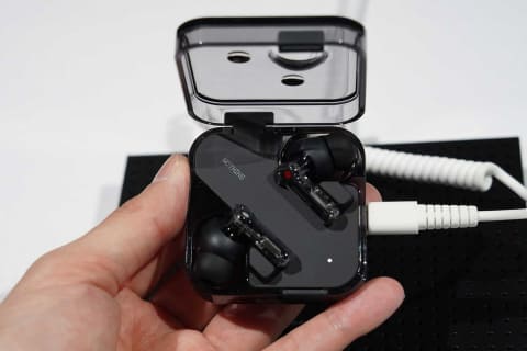 Nothing、LDAC対応のスケルトンイヤフォン「Nothing Ear」。低価格な