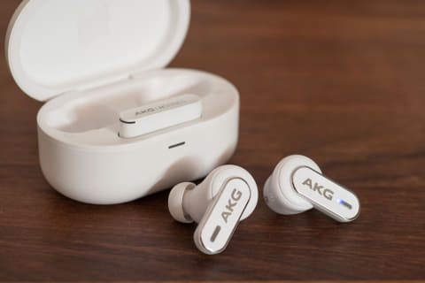 AKG、ついに完全ワイヤレス参入。さすがの音質、脅威の完成度「N5
