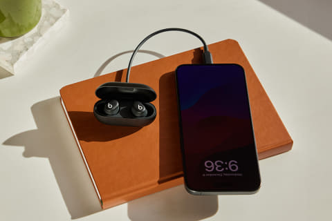 Beats Solo Buds ブラック 充電ケース付き Amazon.co.jp: Beats Solo Buds Bluetoothワイヤレスイヤフォン