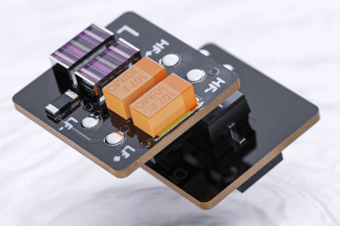 FIIO、10ドライバと3Dプリンタを駆使したフラッグシップイヤフォン