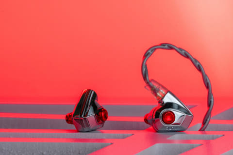 DUNU、クロムメッキ筐体イヤフォン「TITAN S2」6月12日発売。プラグ