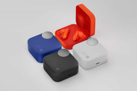 英Nothingのサブブランドから、完全ワイヤレスとスマートウォッチ。各