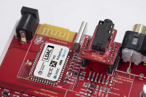 iFi、aptX Lossless/LDAC対応のBluetooth送受信機「ZEN Blue 3」 - AV