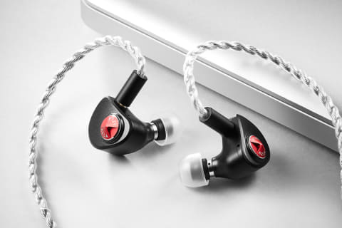 azla horizon black 純正2.5mmケーブル付属 その他ブランド 【中古】AZLA HORIZON 専用リケーブル 2.5mm