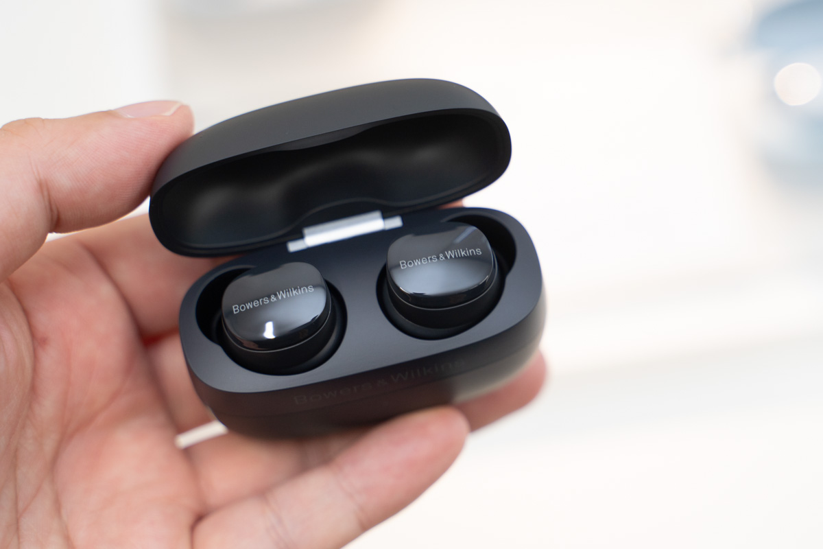 Pi6ストーム・グレー