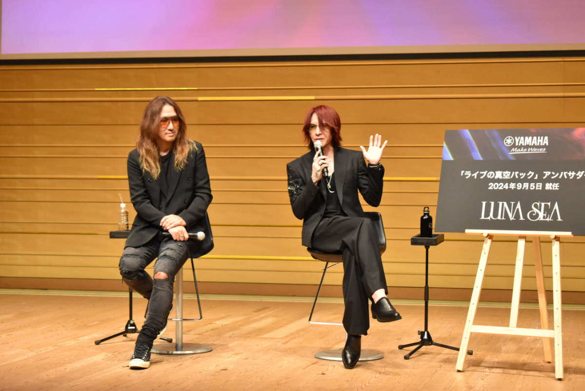 写真左から、Jさん、SUGIZOさん