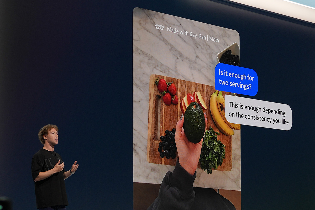 ザッカーバーグCEOは「メガネは次のAIデバイス」と説明