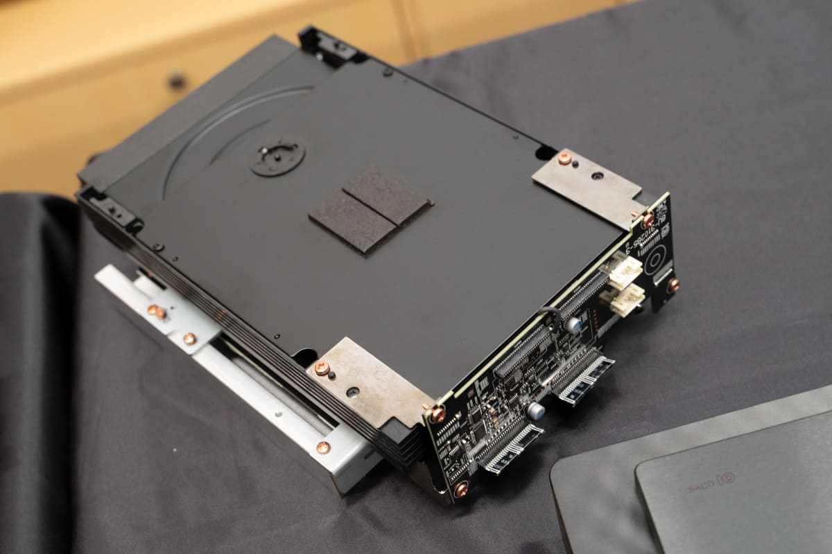 ドライブメカニズムのSACDM-3