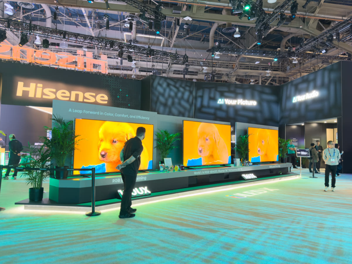 Hisenseブースはテレビもかなり広いスペースで扱う。一方でゲーミング関連製品など、より力が入ったものも