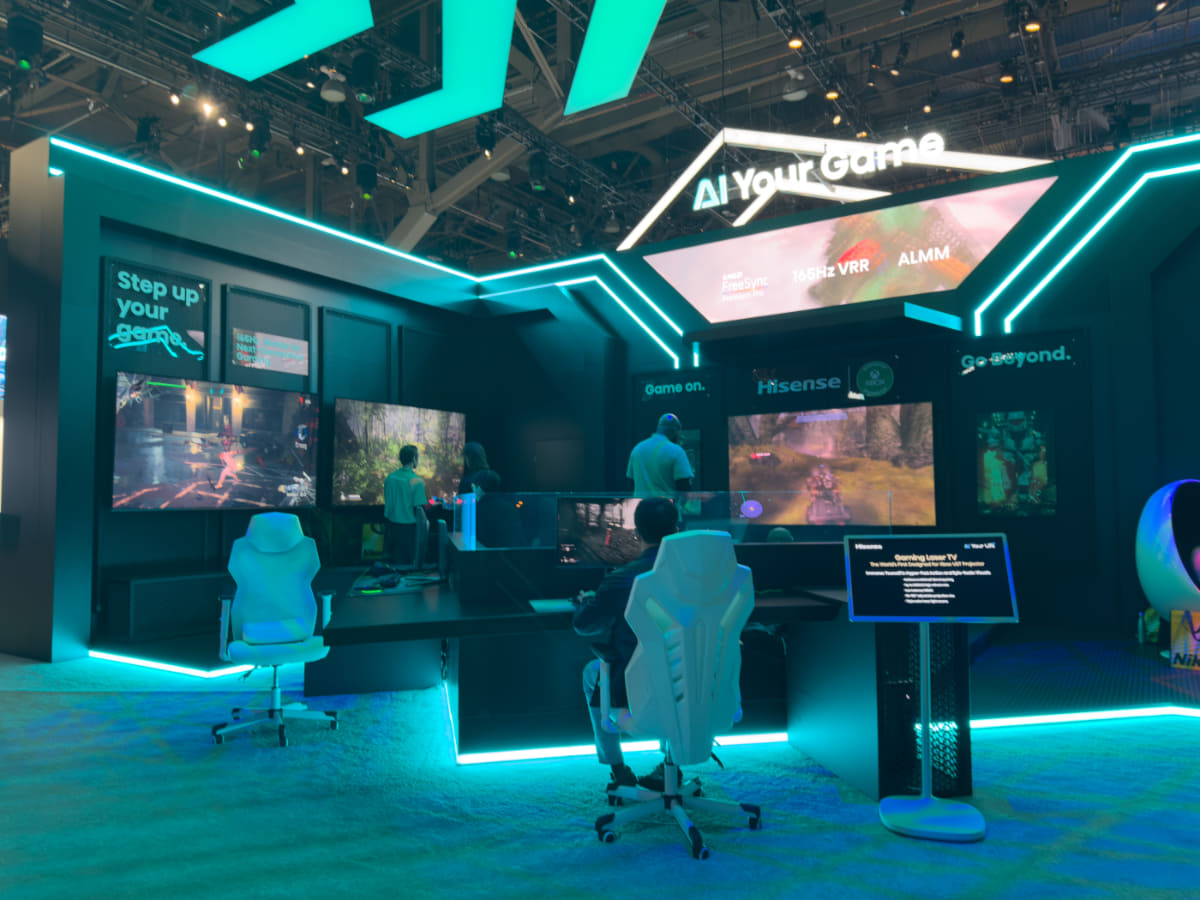Hisenseブースはテレビもかなり広いスペースで扱う。一方でゲーミング関連製品など、より力が入ったものも