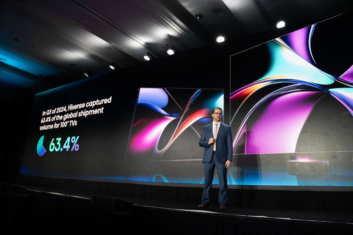 Hisenseプレスカンファレンスでは、超大型クラスでの強さをアピール