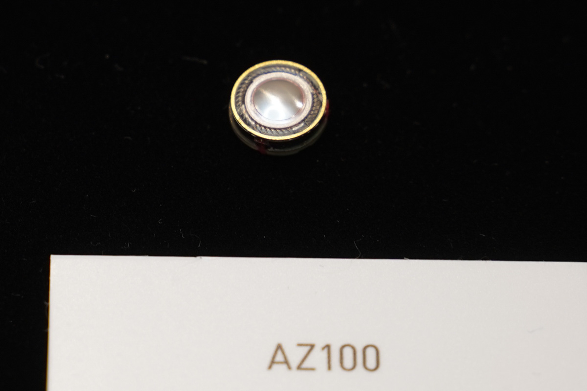 EAH-AZ100の磁性流体ドライバー