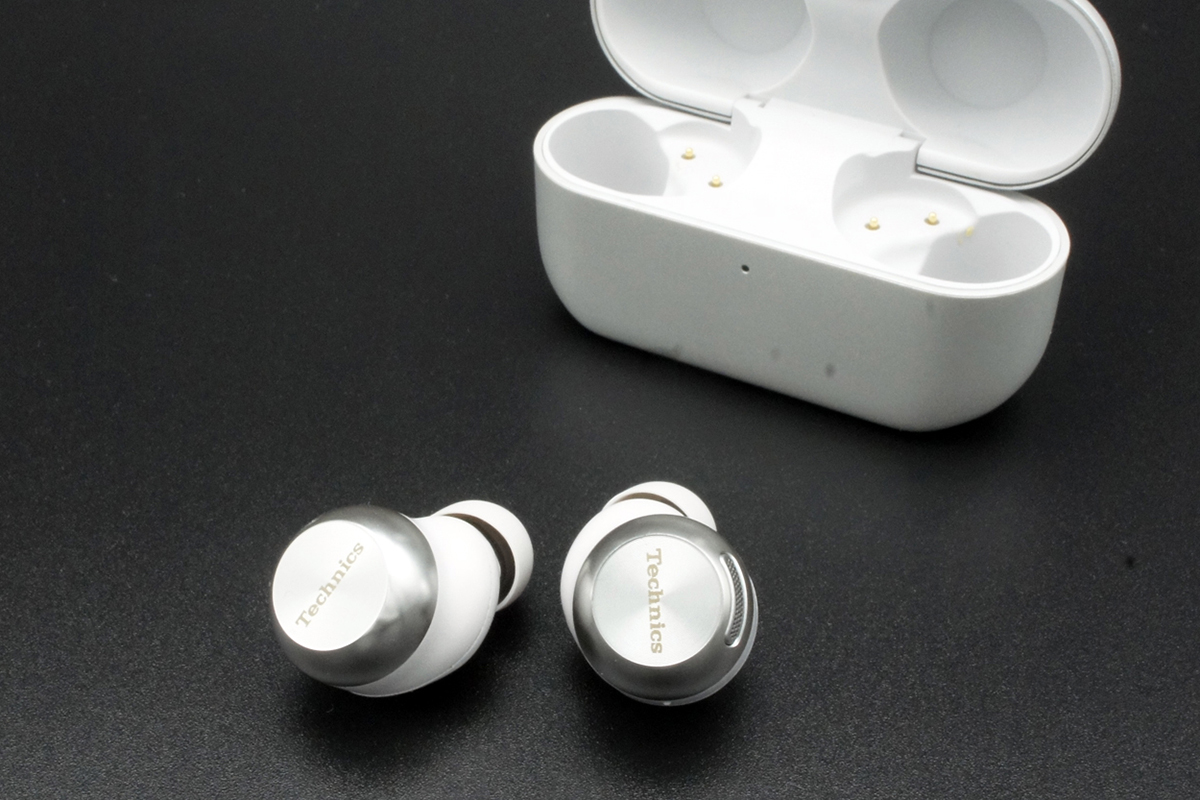 テクニクス「EAH-AZ100」