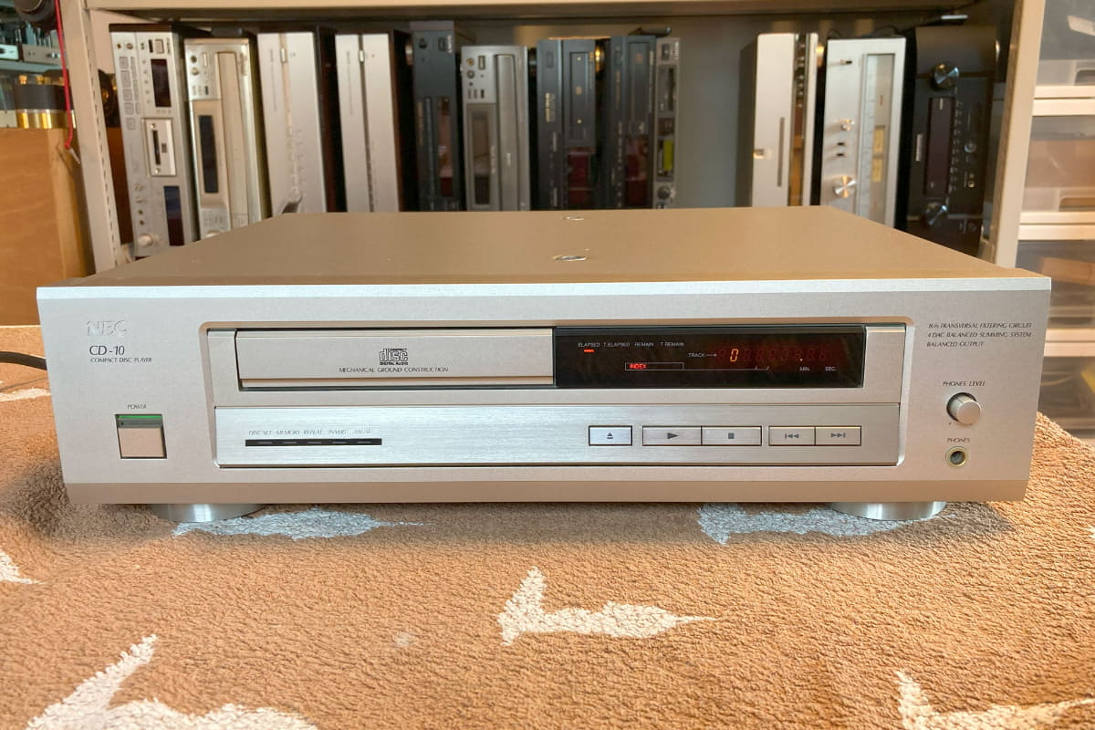 NEC(日本電気ホームエレクトロニクス)のCDプレーヤー「CD-10」