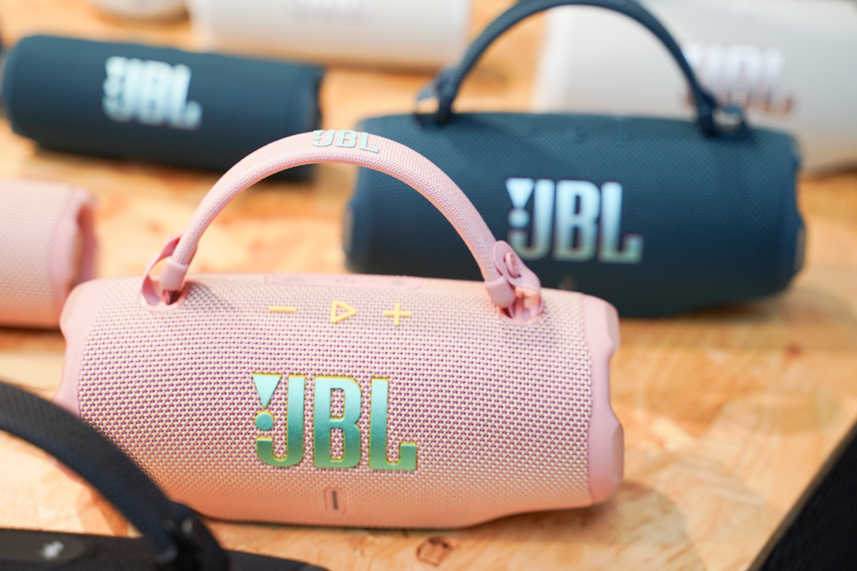 JBL Charge 6