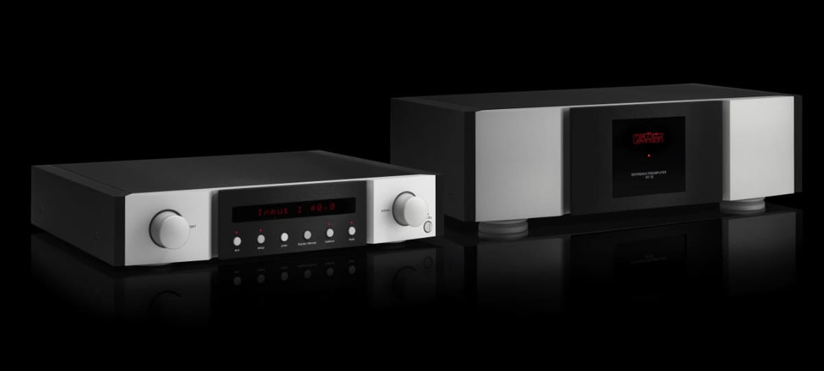 新体制における初のリファレンス製品であるリファレンス・プリアンプ「№52」