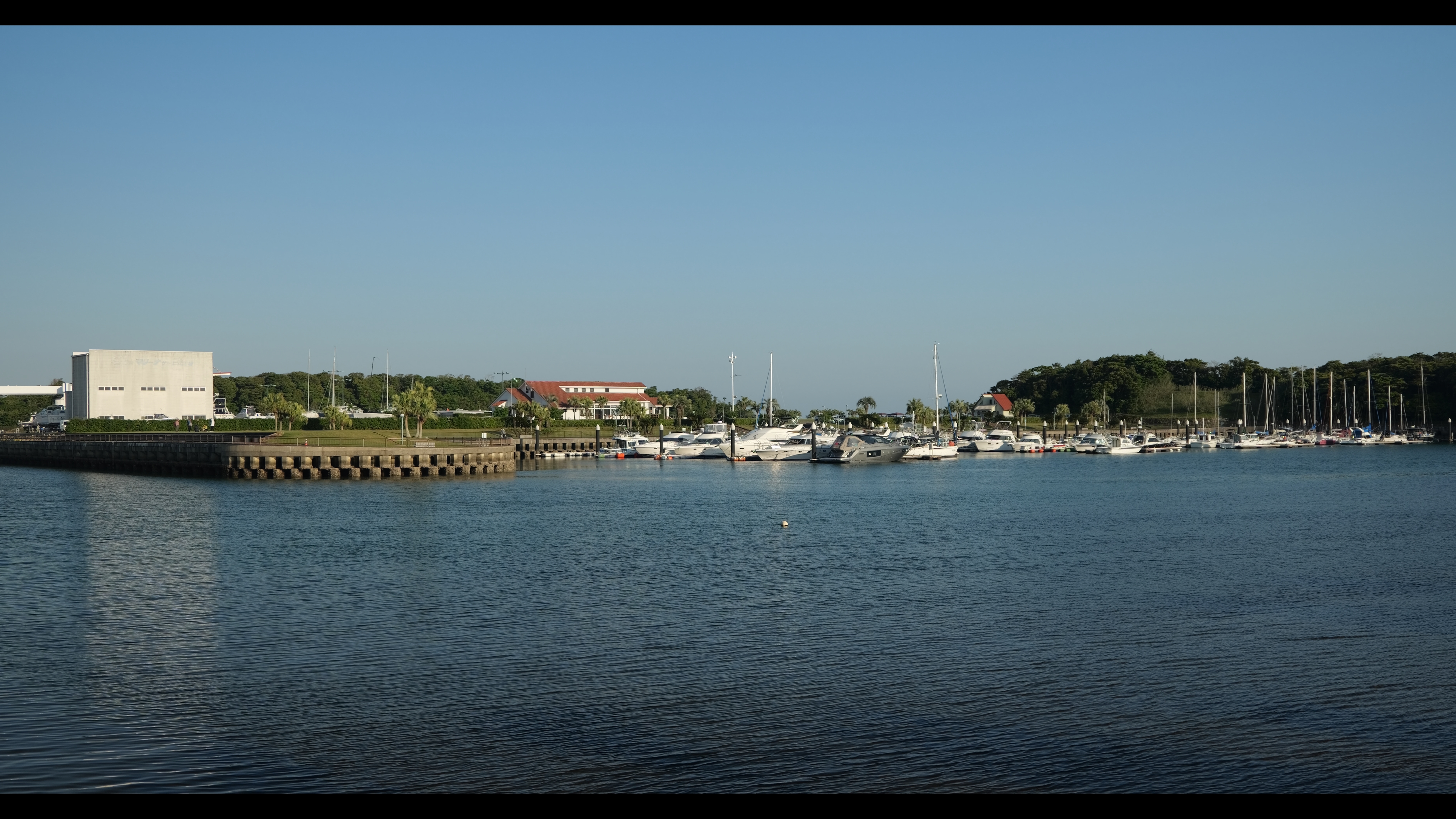 電子手ブレ補正モード:強+ブースト/24mm 設定時実際の画角