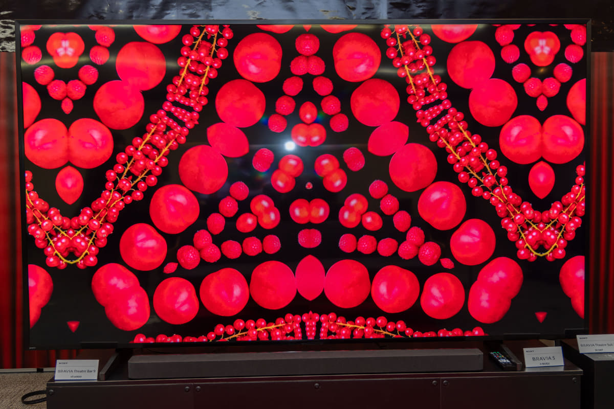 98型の4KミニLED液晶テレビ「K-98XR50」