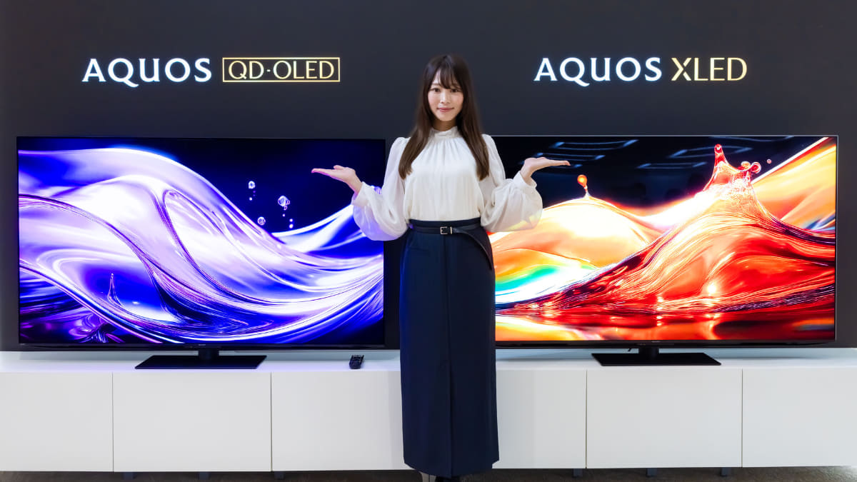 AQUOS QD-OLED「HS1」(左)とAQUOS XLED「HP1」