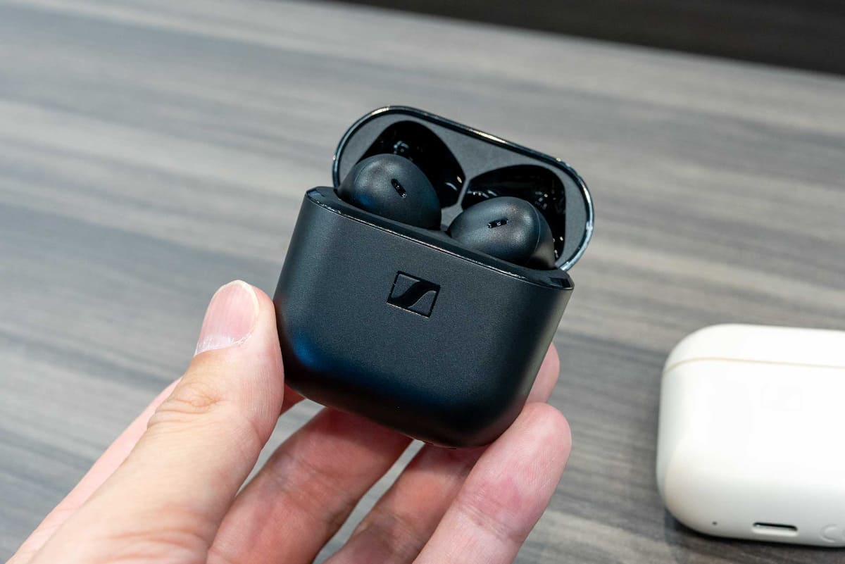 「ACCENTUM Open」(ブラック)