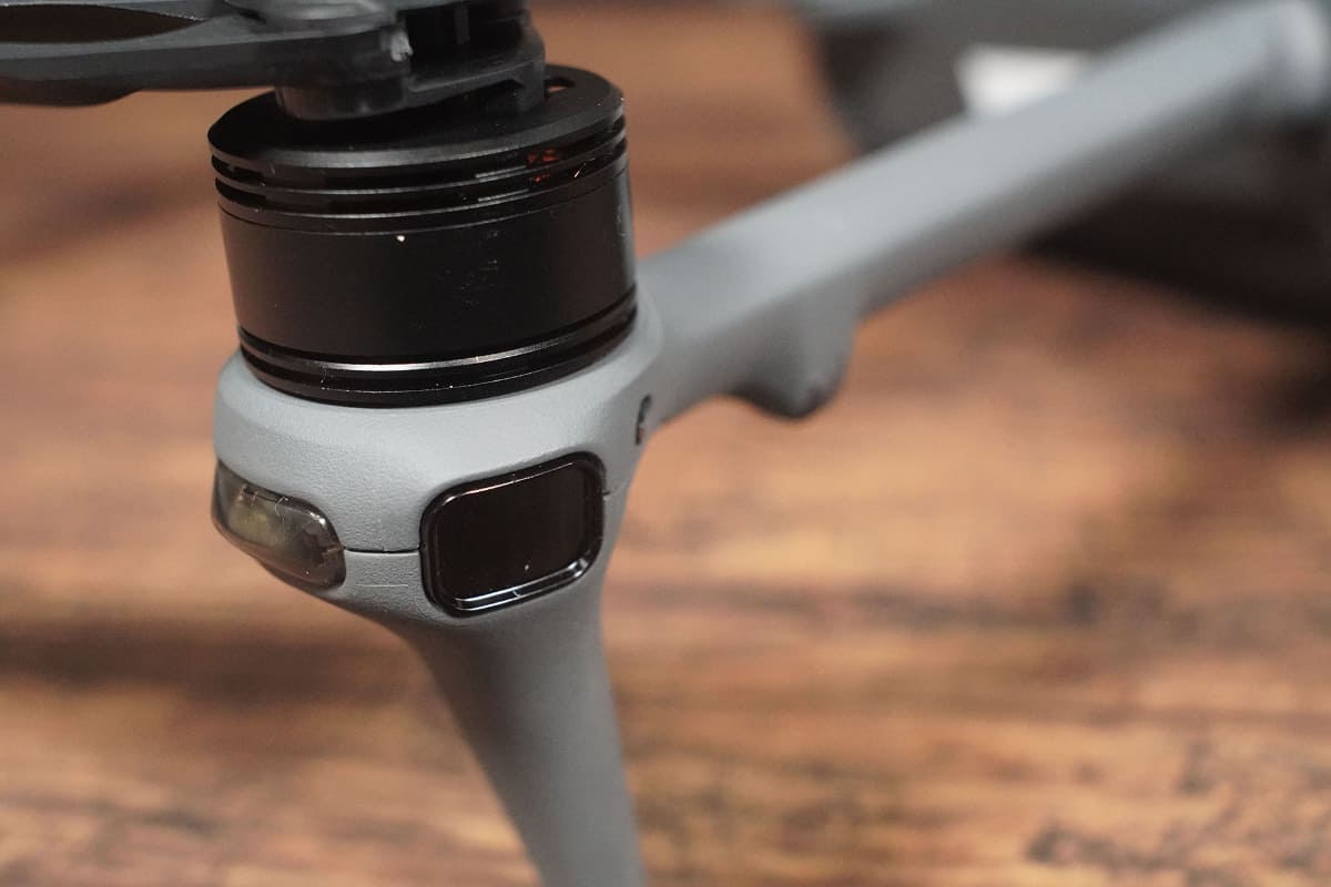 右アーム先端にあるLiDARセンサー