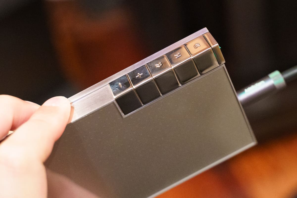 ボリューム調整はボタンになった