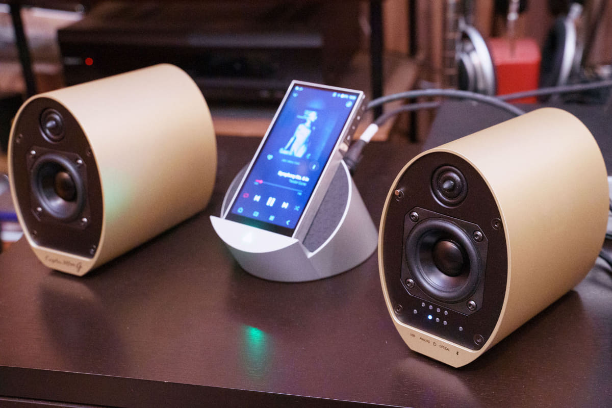 クリプトンのアクティブスピーカー「KS-55HG」とも繋いでみた