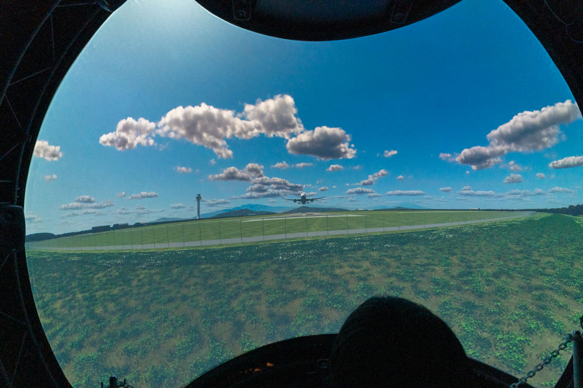 半球スクリーンの映像の様子