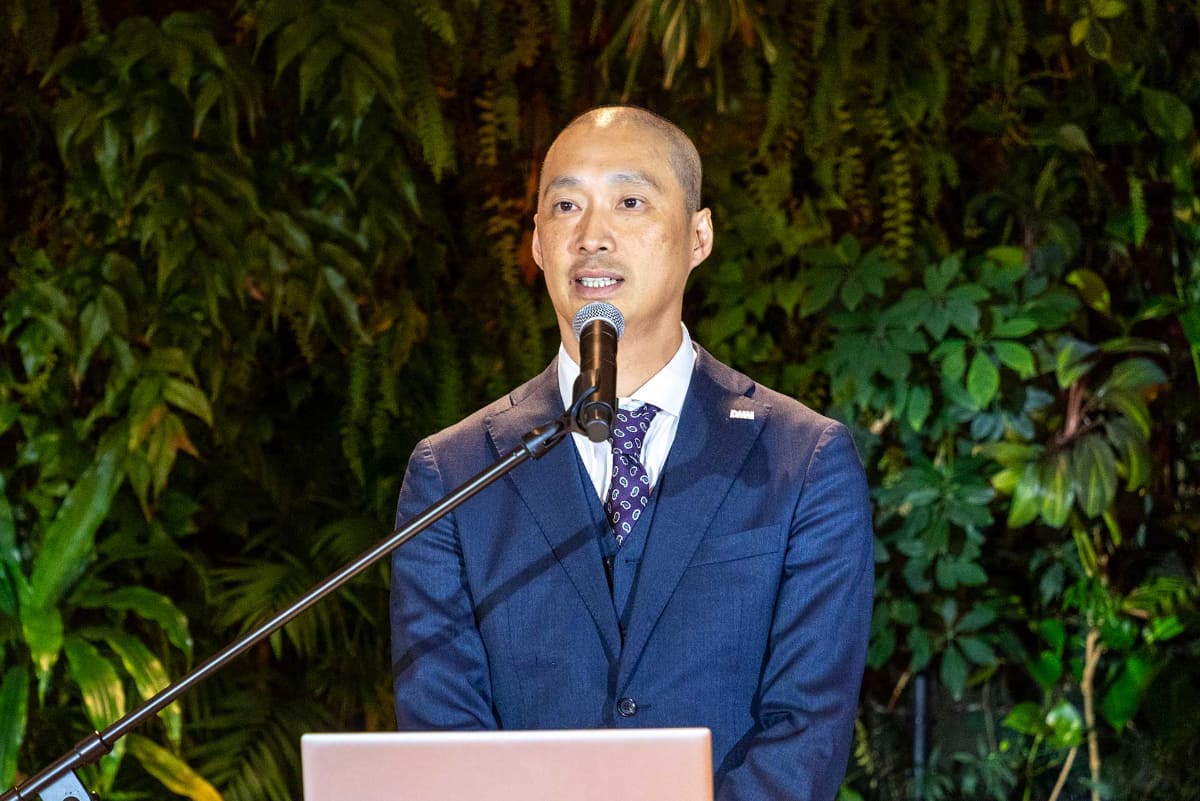 DMM.comのCOOで、DMM TV総合プロデューサーを務める村中悠介氏