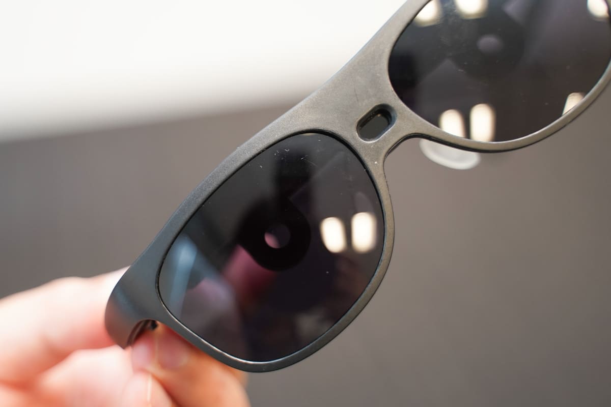 サングラスにすれば、丸いレンズも目立たなくなる